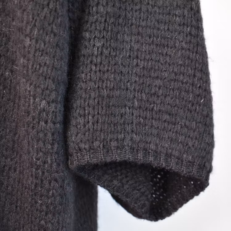 Stickad Kofta Over Sized SVART