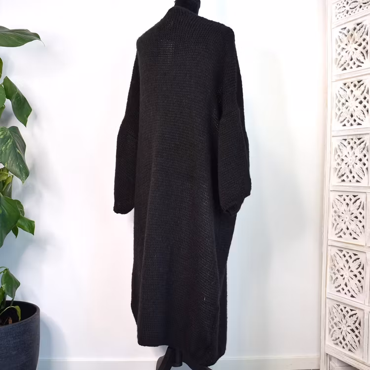 Stickad Kofta Over Sized SVART