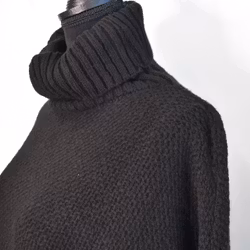 Stickad Polotröja Over Sized SVART