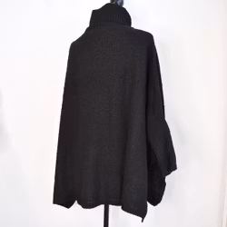 Stickad Polotröja Over Sized SVART