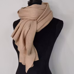Finstickad halsduk BEIGE