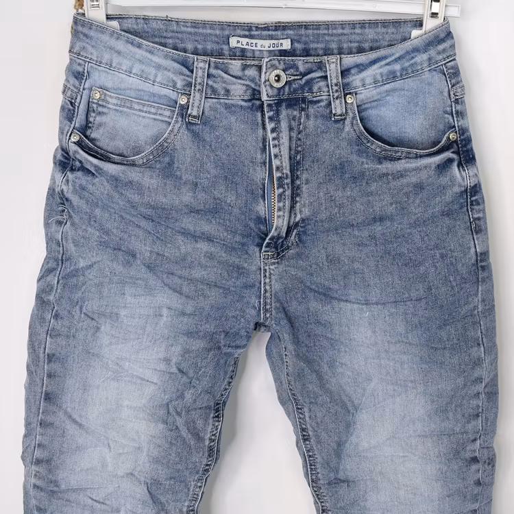 Korta Jeans med Fransar LJUS BLÅ - Place du Jour