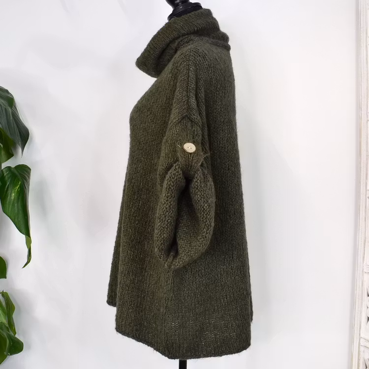 Stickad Polotröja med knappar KAKI