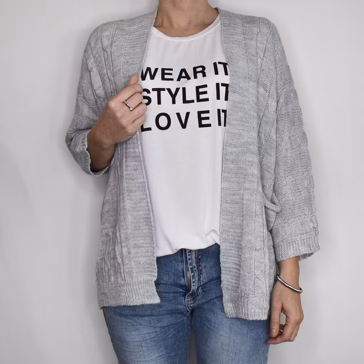 Kort Kabelstickad Cardigan LJUSGRÅ