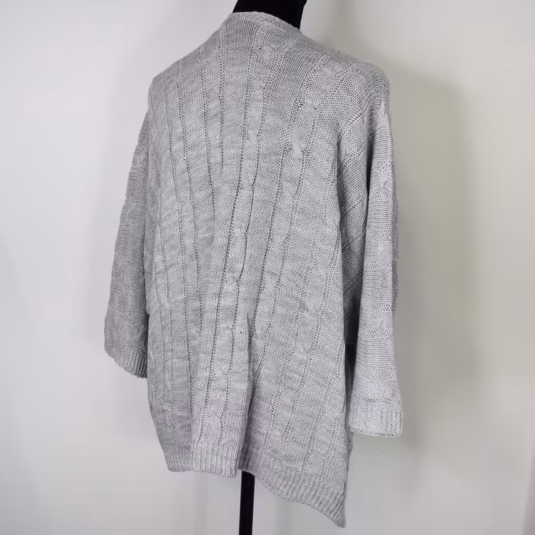 Kort Kabelstickad Cardigan LJUSGRÅ