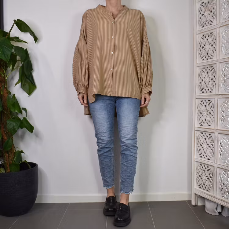 Storskjorta Randig MÖRKBEIGE - Nowomanslabel