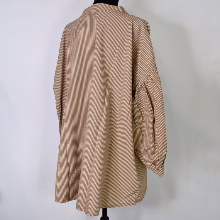 Storskjorta Randig MÖRKBEIGE - Nowomanslabel