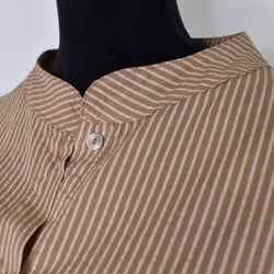 Storskjorta Randig MÖRKBEIGE - Nowomanslabel