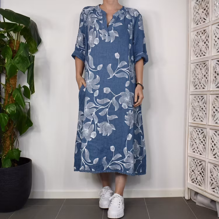 Linneklänning med spets Mönstrad JEANSBLÅ