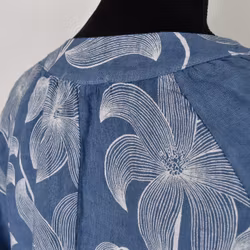 Linneklänning med spets Mönstrad JEANSBLÅ