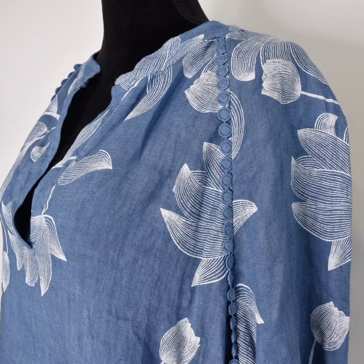 Linneklänning med spets Mönstrad JEANSBLÅ