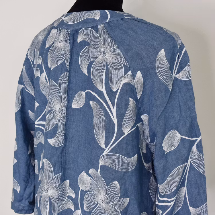 Linneklänning med spets Mönstrad JEANSBLÅ