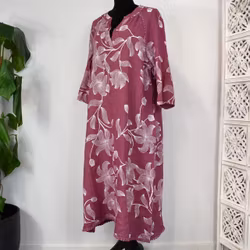 Linneklänning med spets Mönstrad FUSCHIA