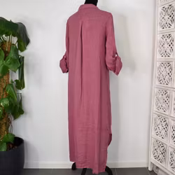 Lång skjortklänning i linne FUSCHIA