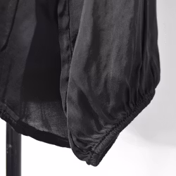 Blus Tyra SVART - Nowomanslabel