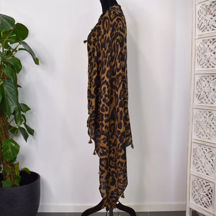 Sjal med Tofsar Leopard SVART/CAMEL
