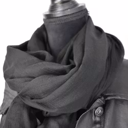 Sjal SVART