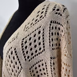 Hålmönstrad cardigan Nea BEIGE - Mix By Heart