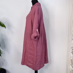 Kort skjortklänning i linne FUSCHIA