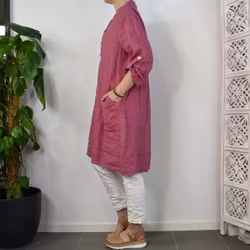 Kort skjortklänning i linne FUSCHIA
