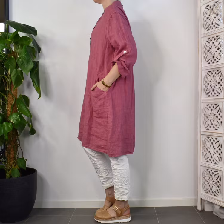 Kort skjortklänning i linne FUSCHIA