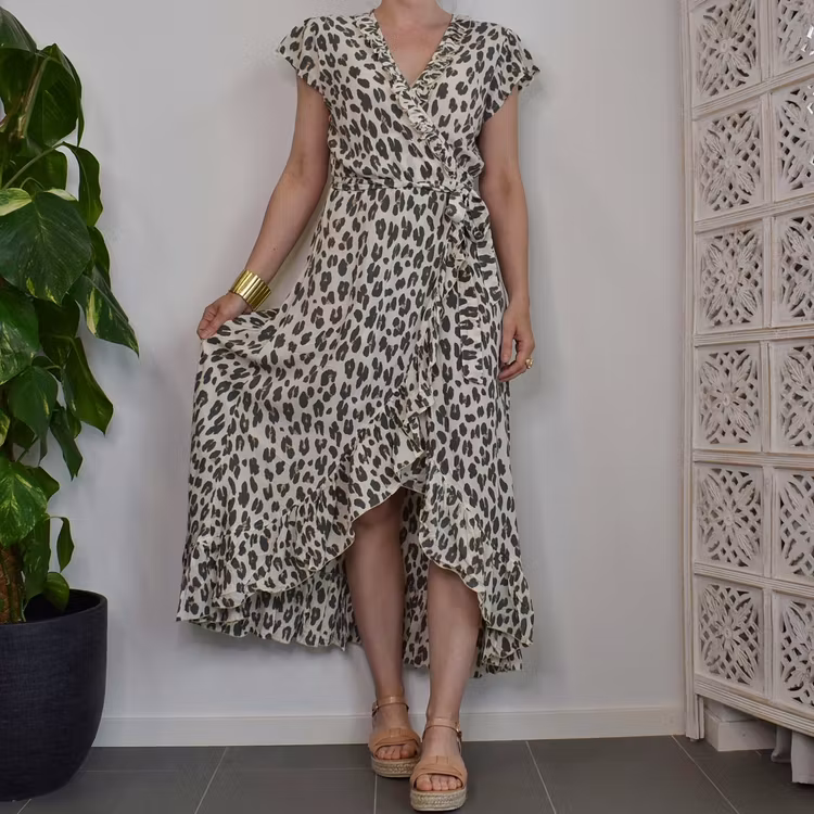 Omlottklänning Leopard CREAM- CoconutMilk by Stajl