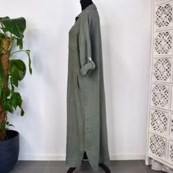 Lång skjortklänning med fickor KAKI