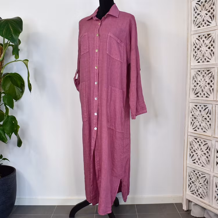 Lång skjortklänning med fickor FUSCHIA