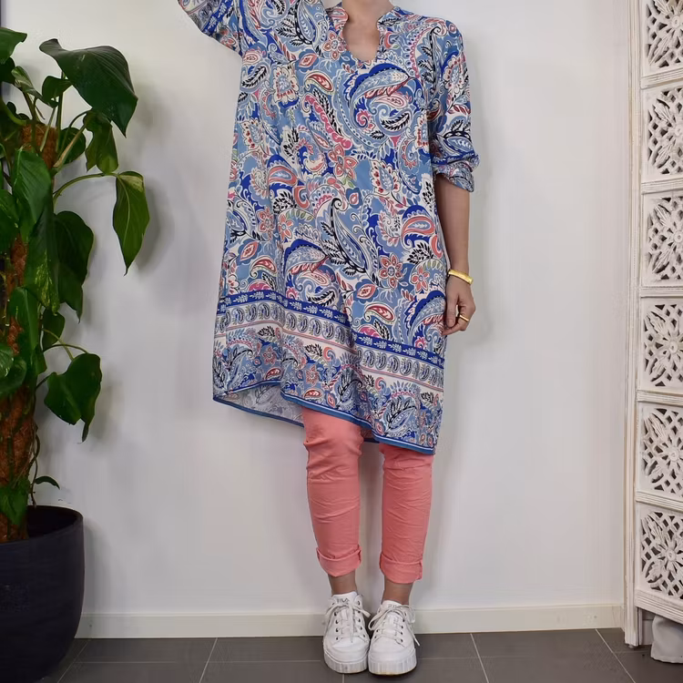 Viskosklänning Mirja Paisley BLÅ - Mix By Heart