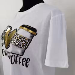 T-shirt Peace, Love & Coffee VIT/GULD