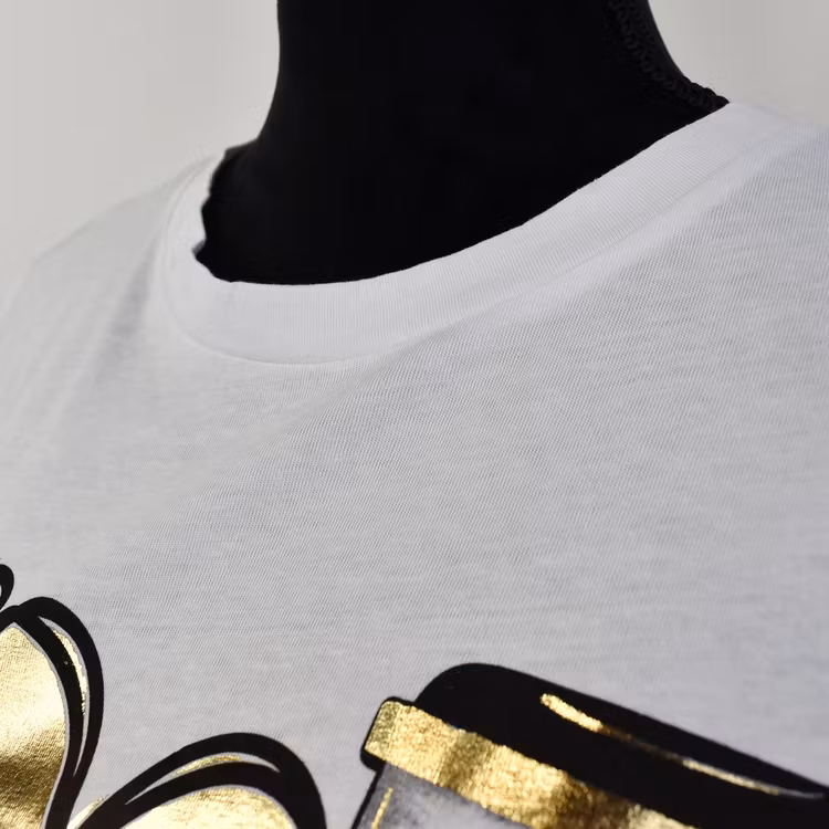 T-shirt Peace, Love & Coffee VIT/GULD