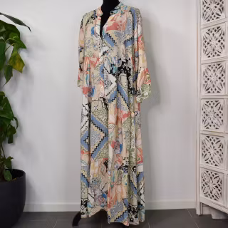 Klänning Plus Size Mönstrad IVORY
