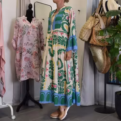 Klänning Mönstrad GRÖN