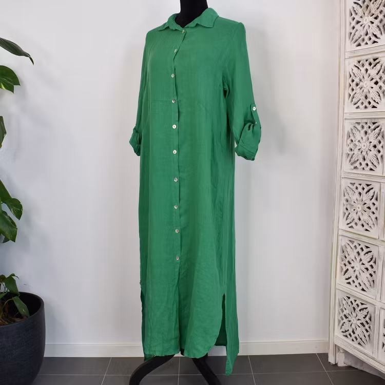 Lång skjortklänning i linne GRÖN