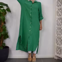 Lång skjortklänning i linne GRÖN