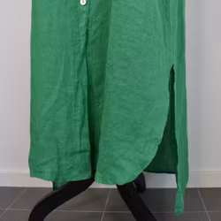 Lång skjortklänning i linne GRÖN