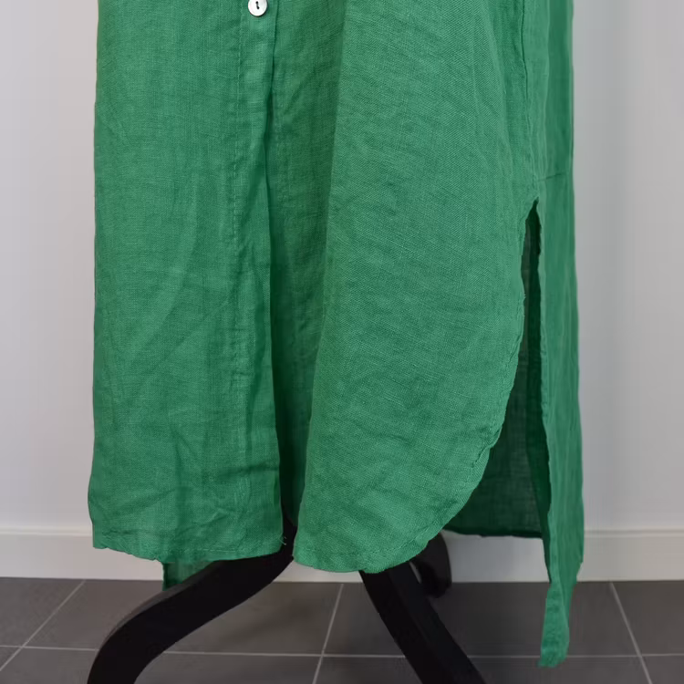 Lång skjortklänning i linne GRÖN