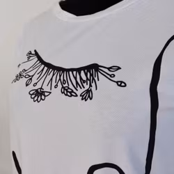 T-shirt Flower Lashes VIT