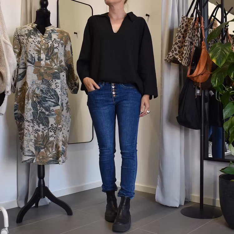 Jeans med knappmix MÖRK BLÅ - Place du Jour