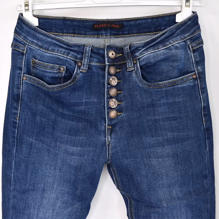Jeans med knappmix MÖRK BLÅ - Place du Jour