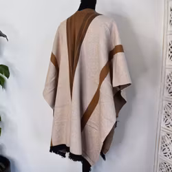 Poncho-sjal med fickor BEIGE