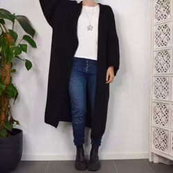 Stickad Kofta Over Sized SVART