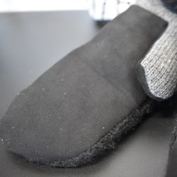 Tumvante Stickad SVART