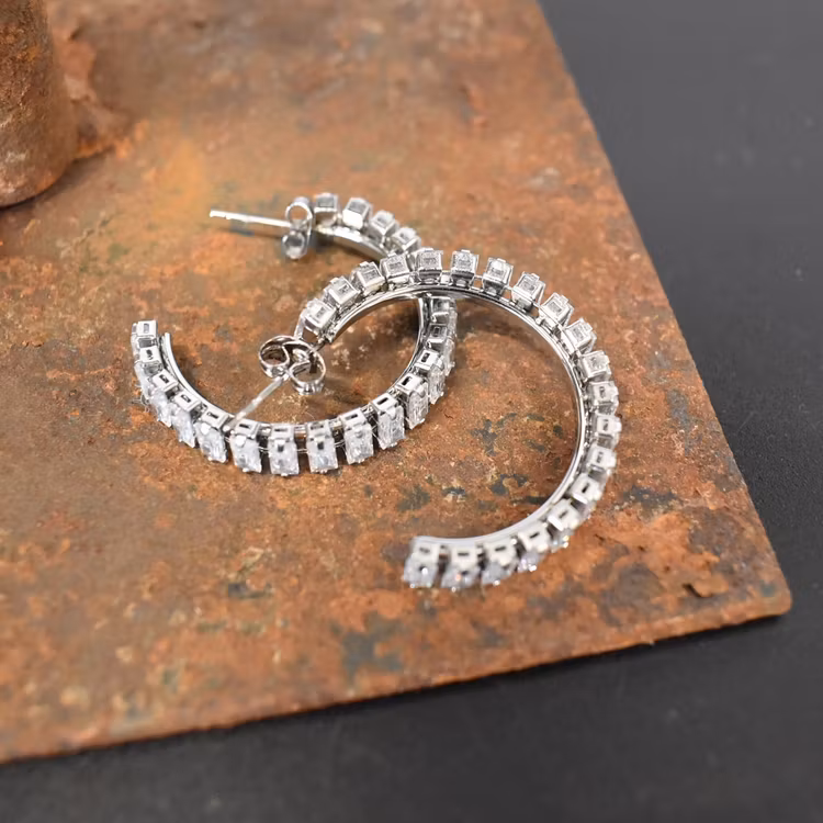Örhänge Glam Rund SILVER
