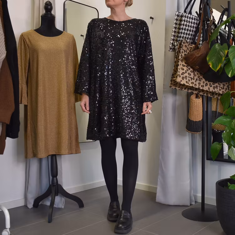 Klänning Diane Paljett SVART - Marta du Chateau