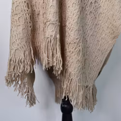 Poncho-sjal Mönsterstickad TAUPE