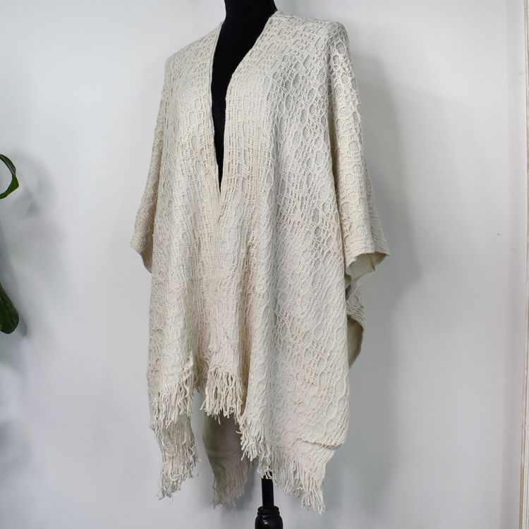Poncho-sjal Mönsterstickad BEIGE