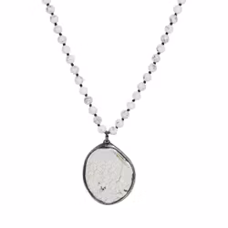 Halsband Lizzy VIT- The Moshi