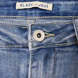 Jeanskjol med slits LJUS BLÅ - Place du Jour