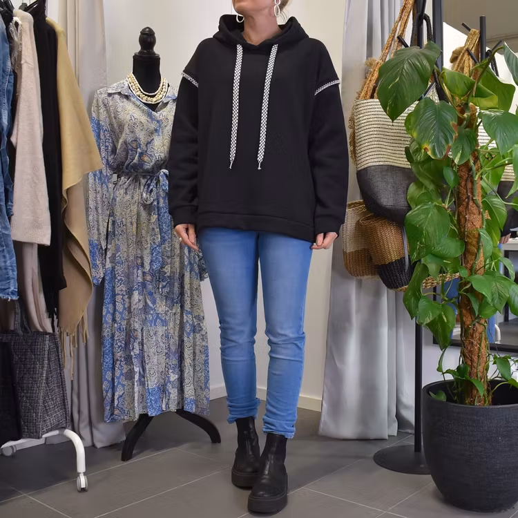 Hoodie Audrey Over Sized SVART - Marta du Chateau